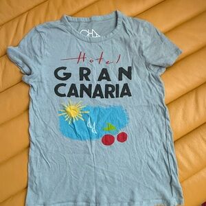 cha sor Gray Graphic Tee with Gran Canaria Print women sz medium